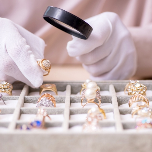 黃金、鑽石、名錶典當